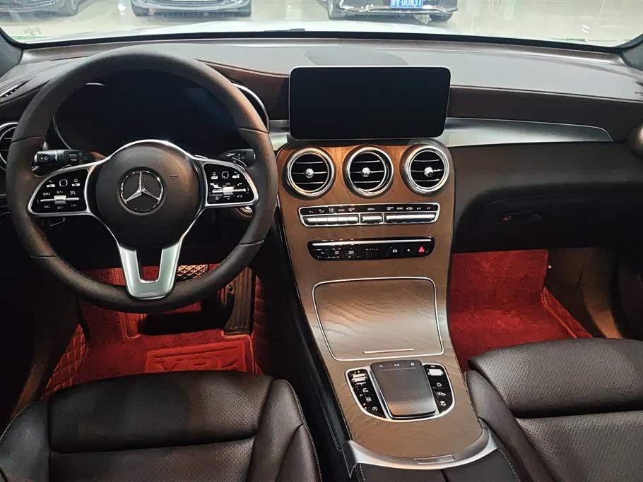 Mercedes-Benz GLC Mercedes-Benz GLC