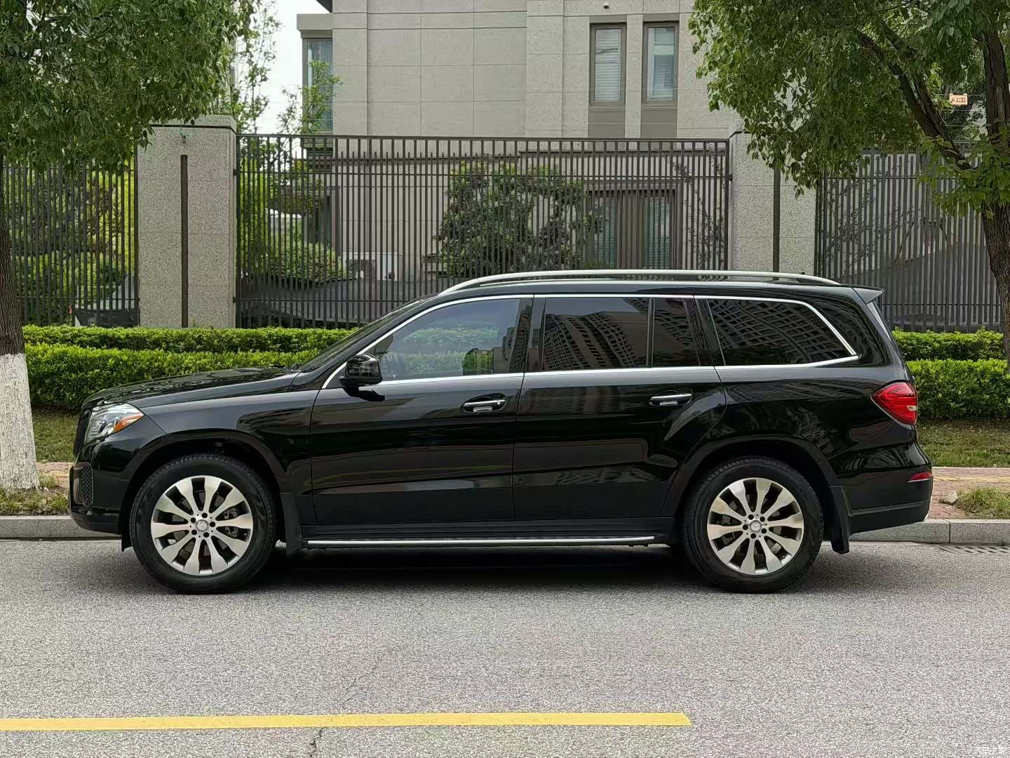Mercedes-Benz GLS, 2017 13