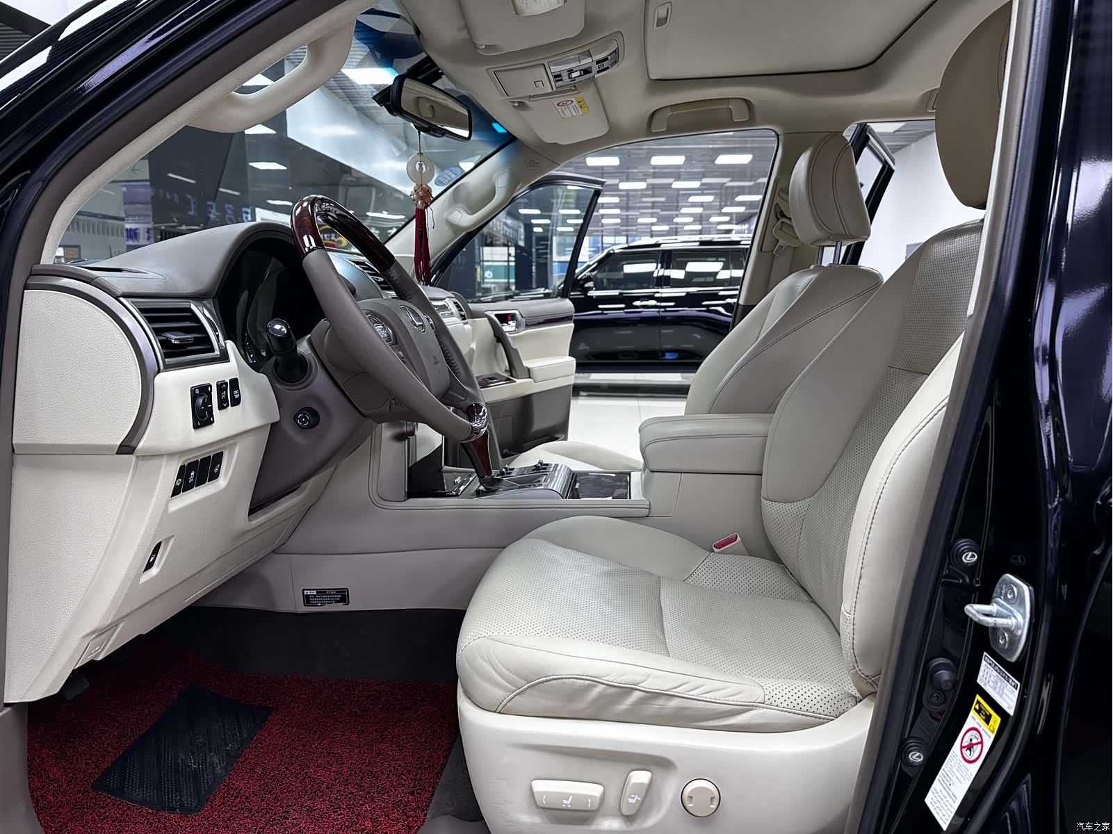 Lexus GX, 2012 9