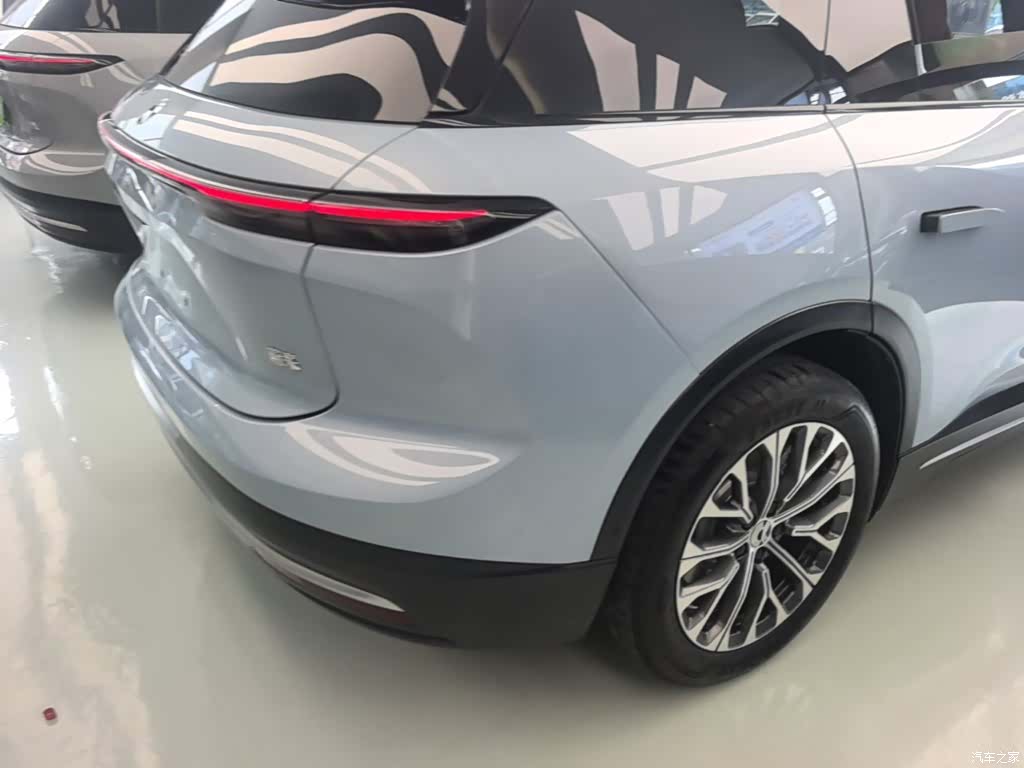 NIO ES6, 2024 7
