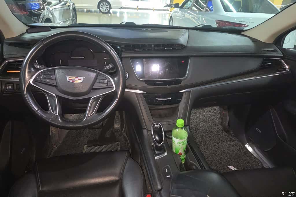 Cadillac XT5, 2017 12