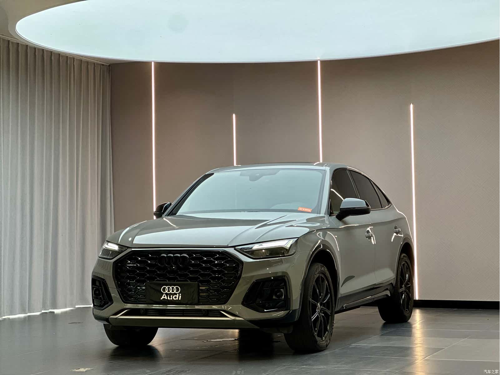 Audi Q5L, 2024 1