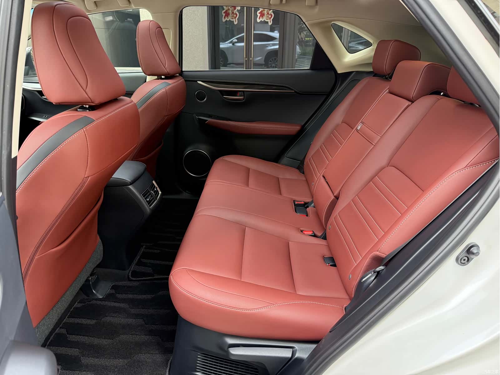 Lexus NX, 2017 13