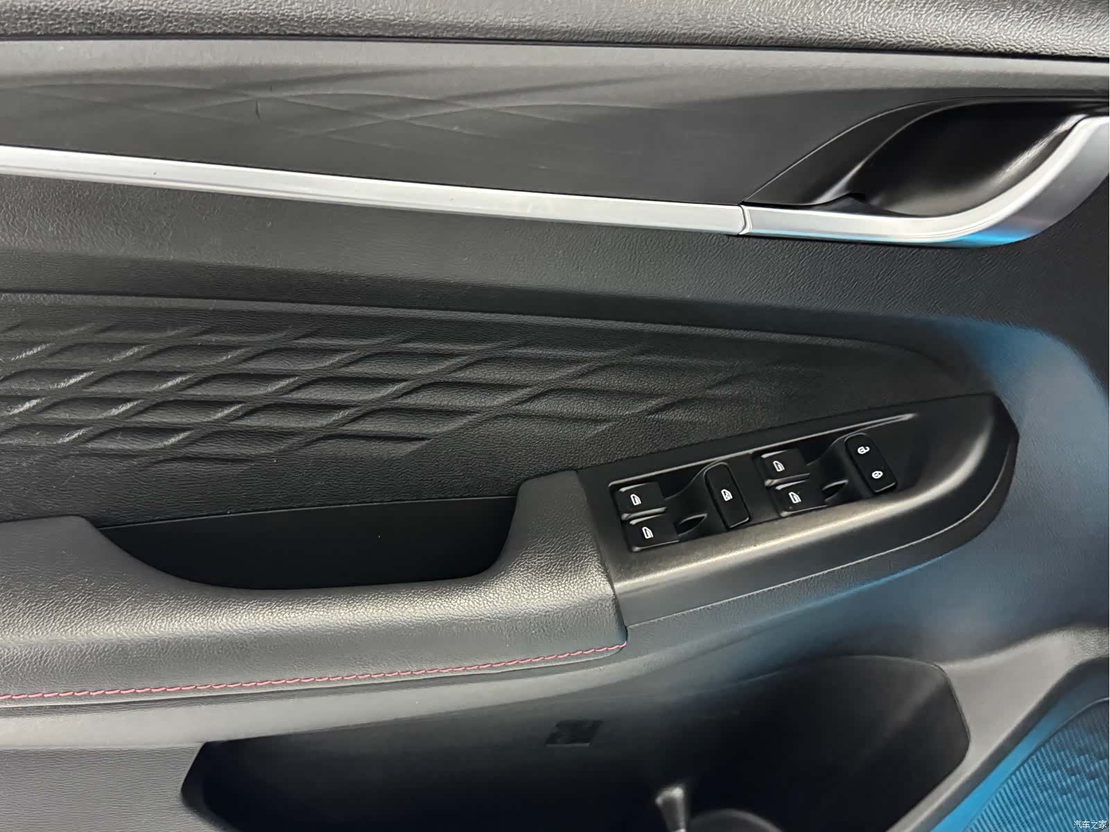 Geely X3, 2022 9