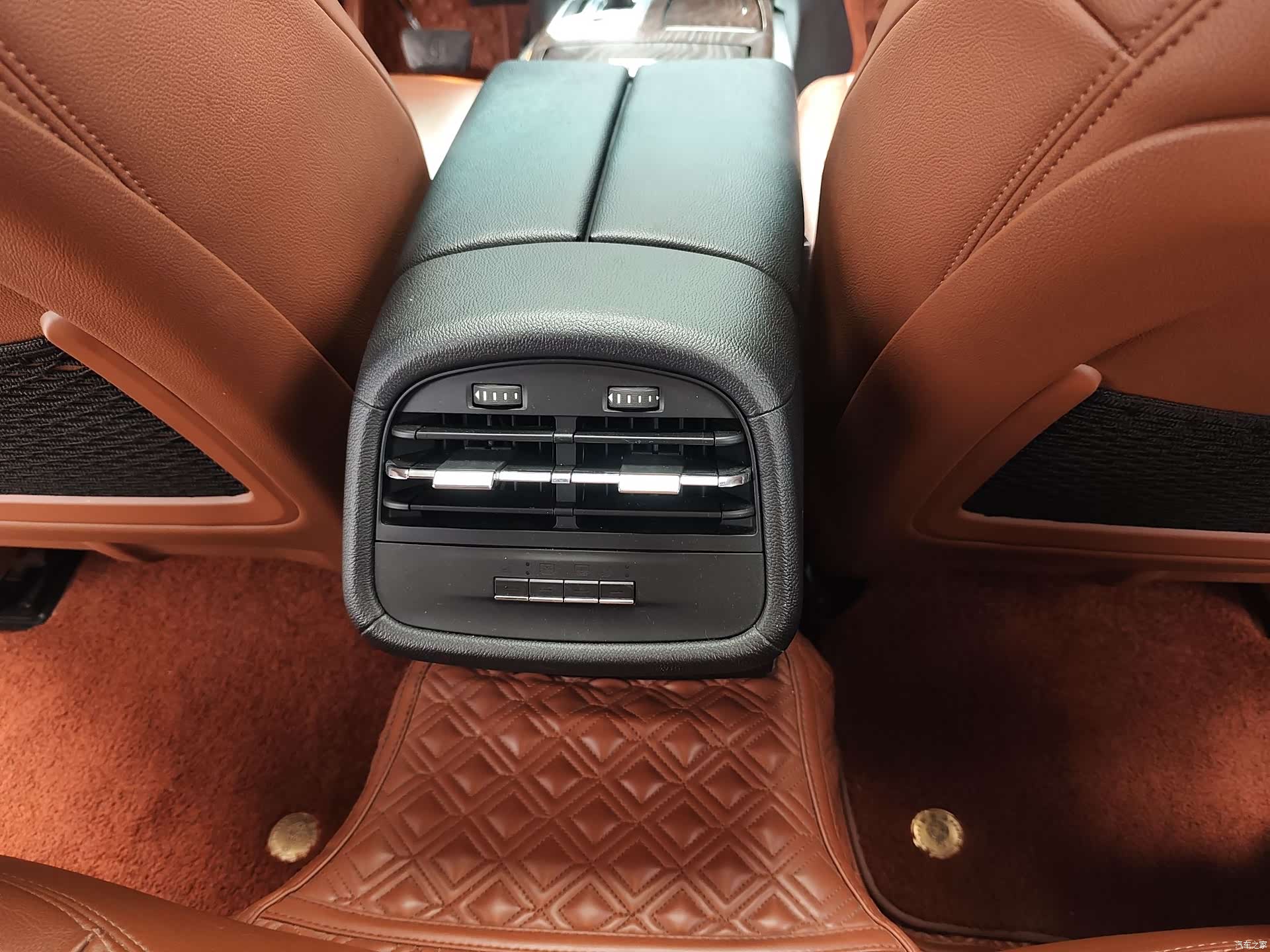 Maserati Ghibli, 2015 16