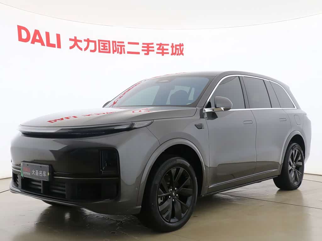 Li Auto L8