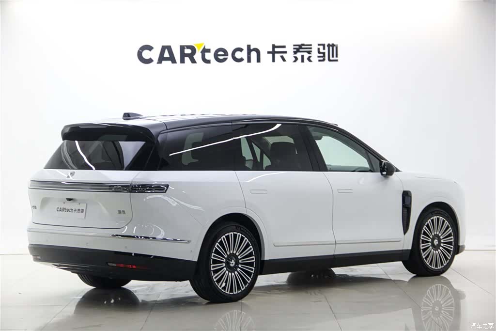 NIO ES8, 2025 6