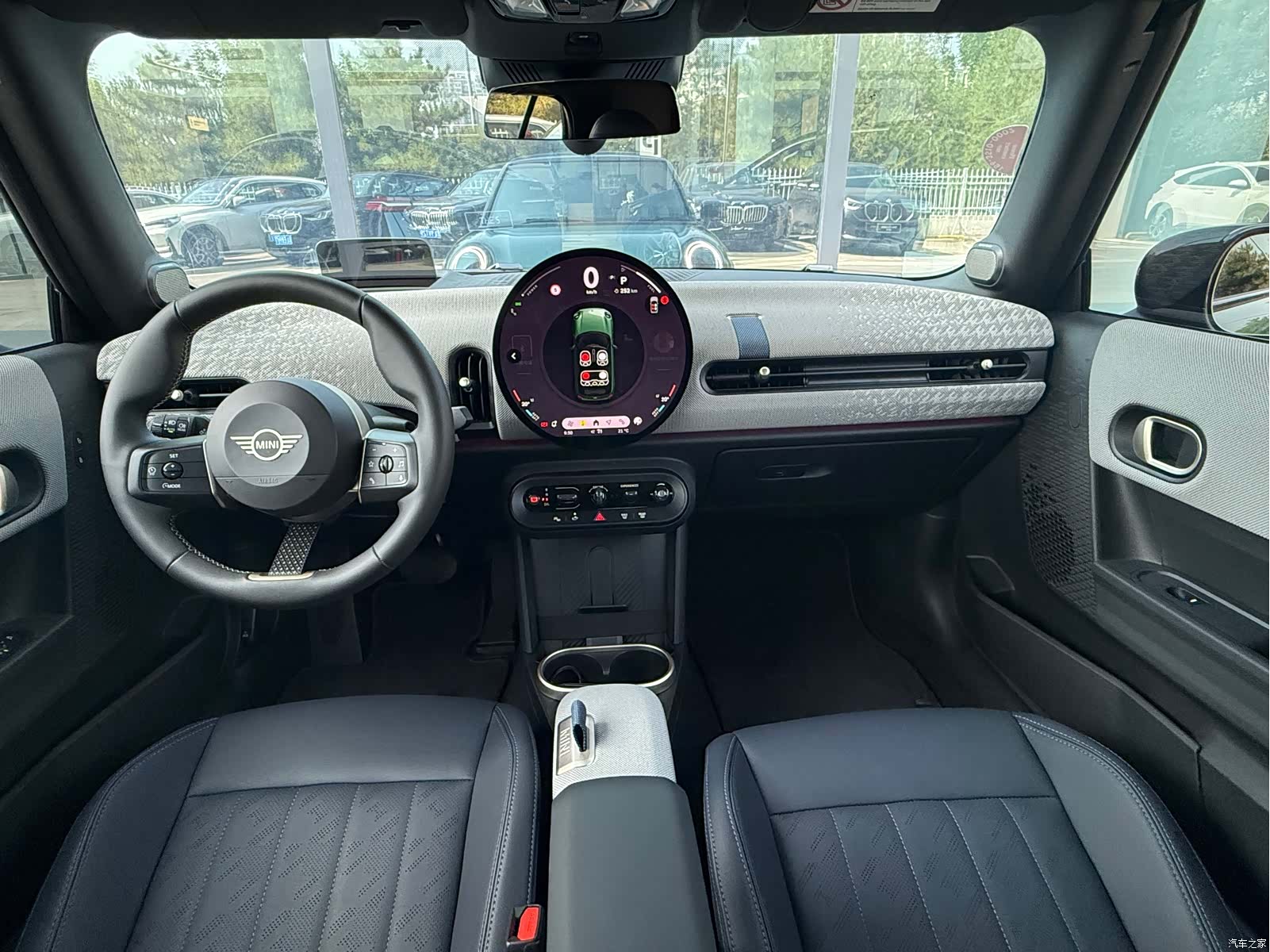 Mini Cooper, 2025 все фото