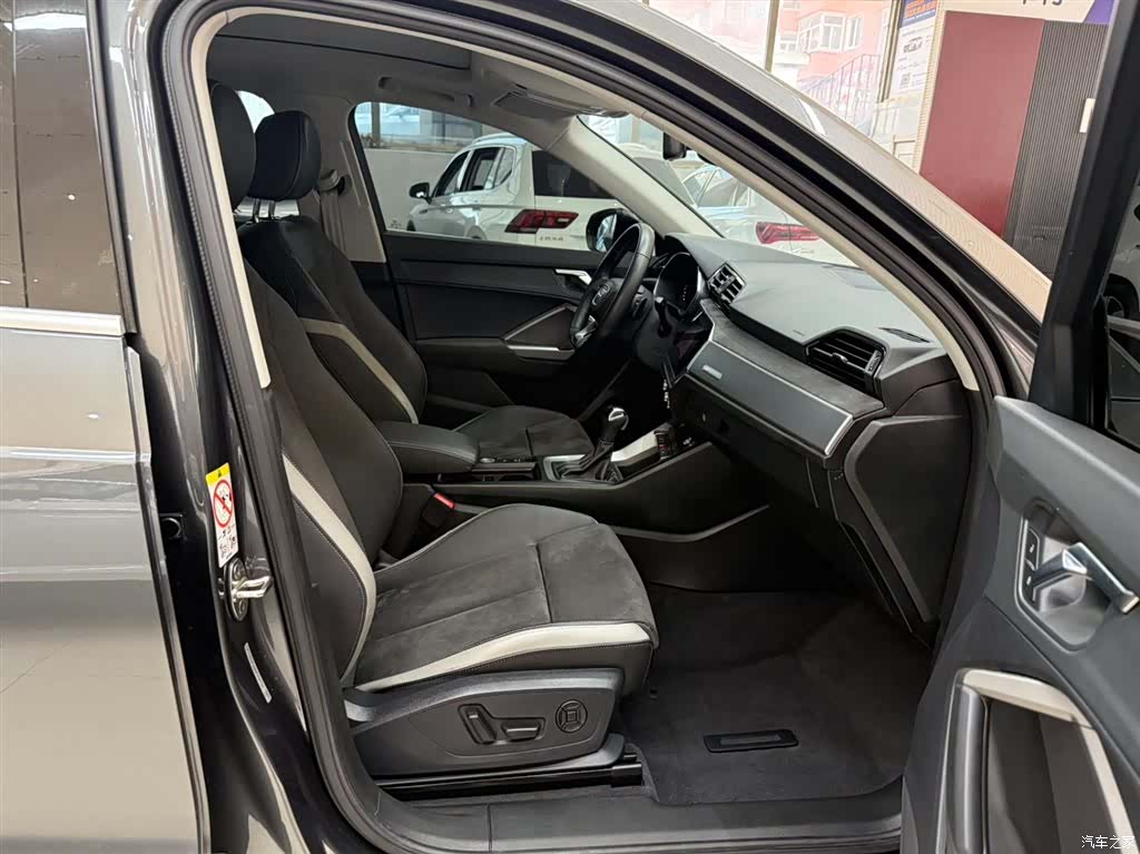 Audi Q3, 2022 21