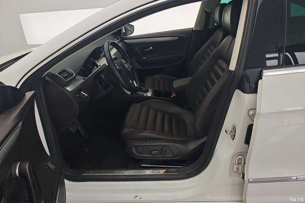 Volkswagen CC, 2018 9
