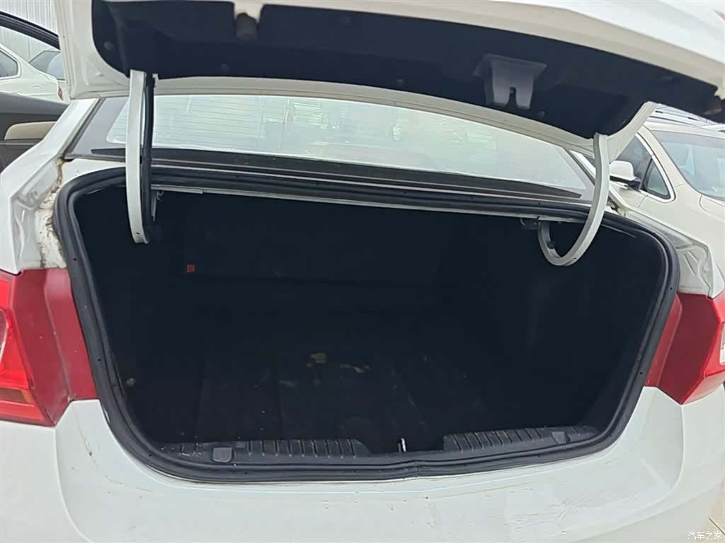 Chevrolet SE, 2016 19