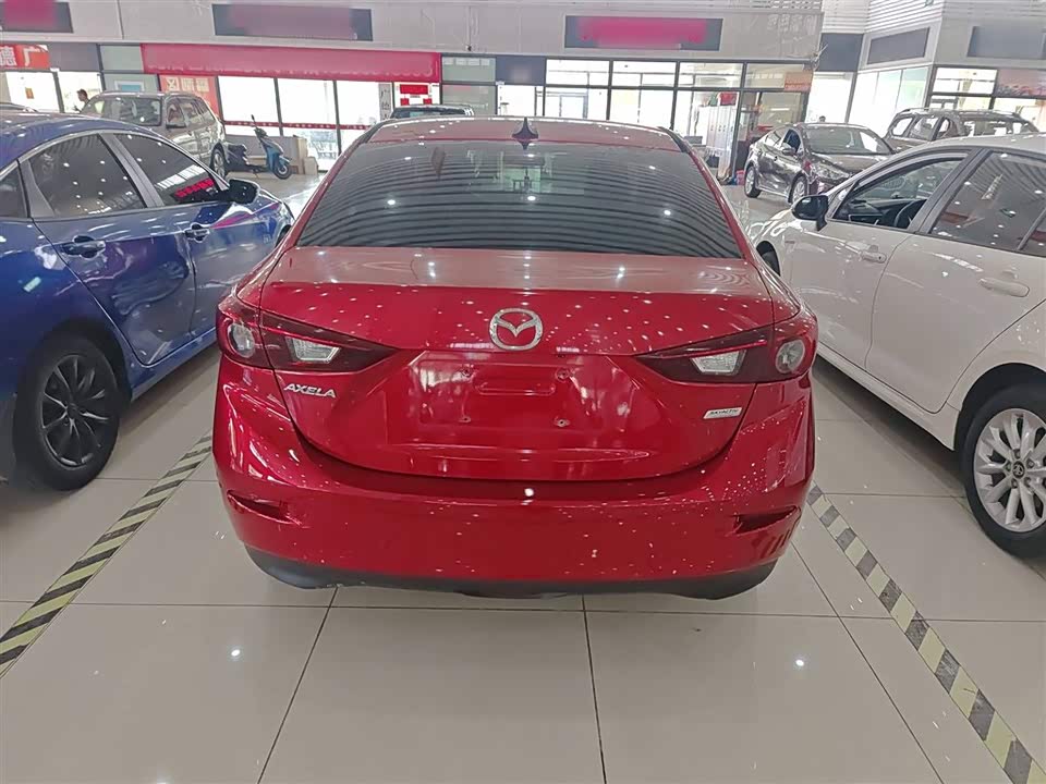 Mazda 3 Angkesaila