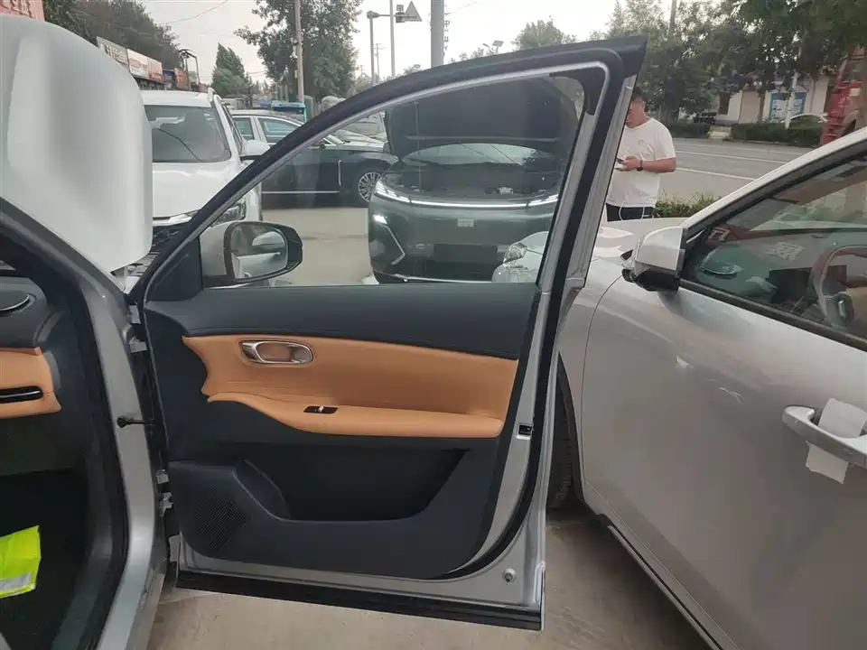 Geely Galaxy Galaxy Starship 7 EM-i