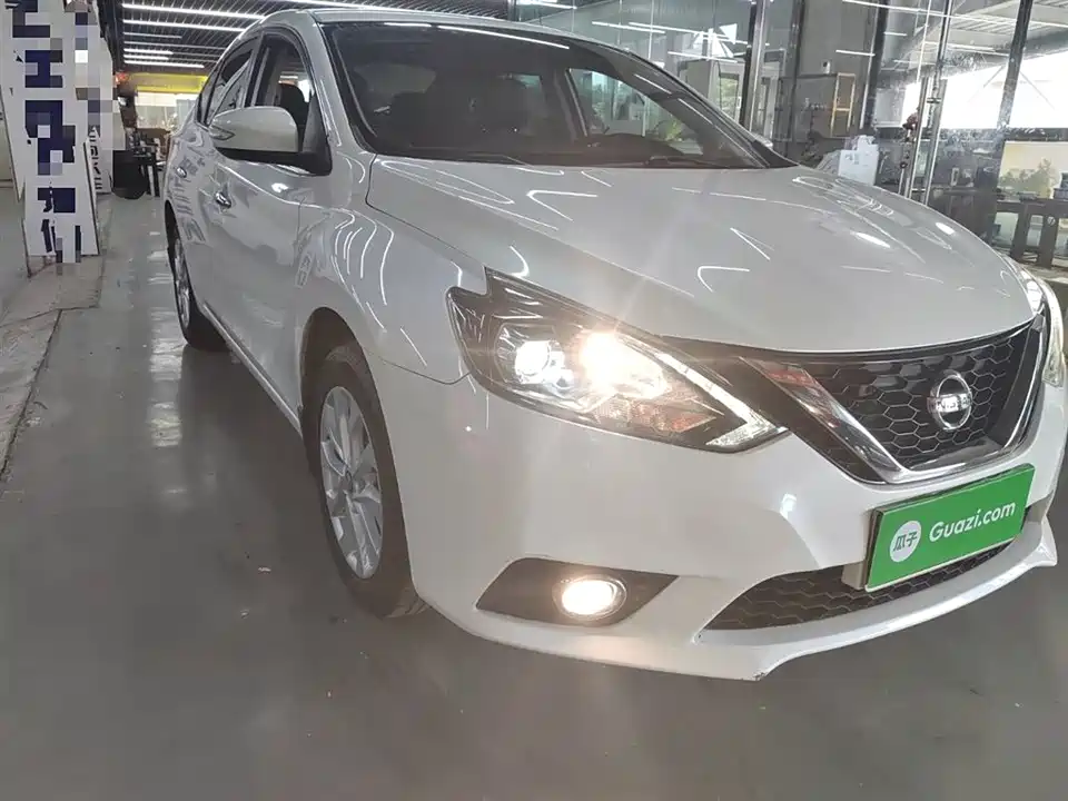 Nissan Xuan Yi