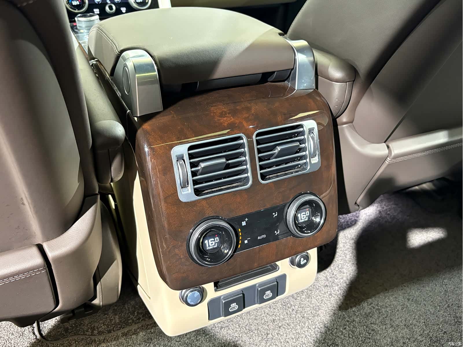 Land Rover Range Rover, 2022 18