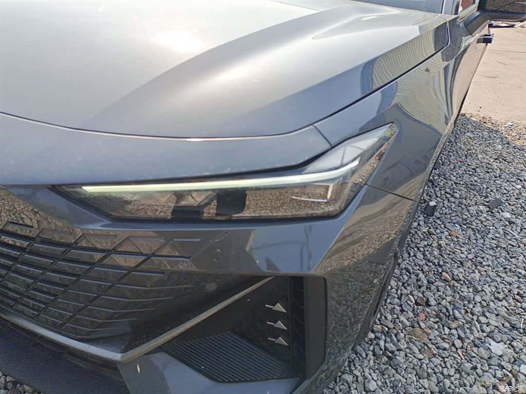 Changan UNI-V, 2022 24
