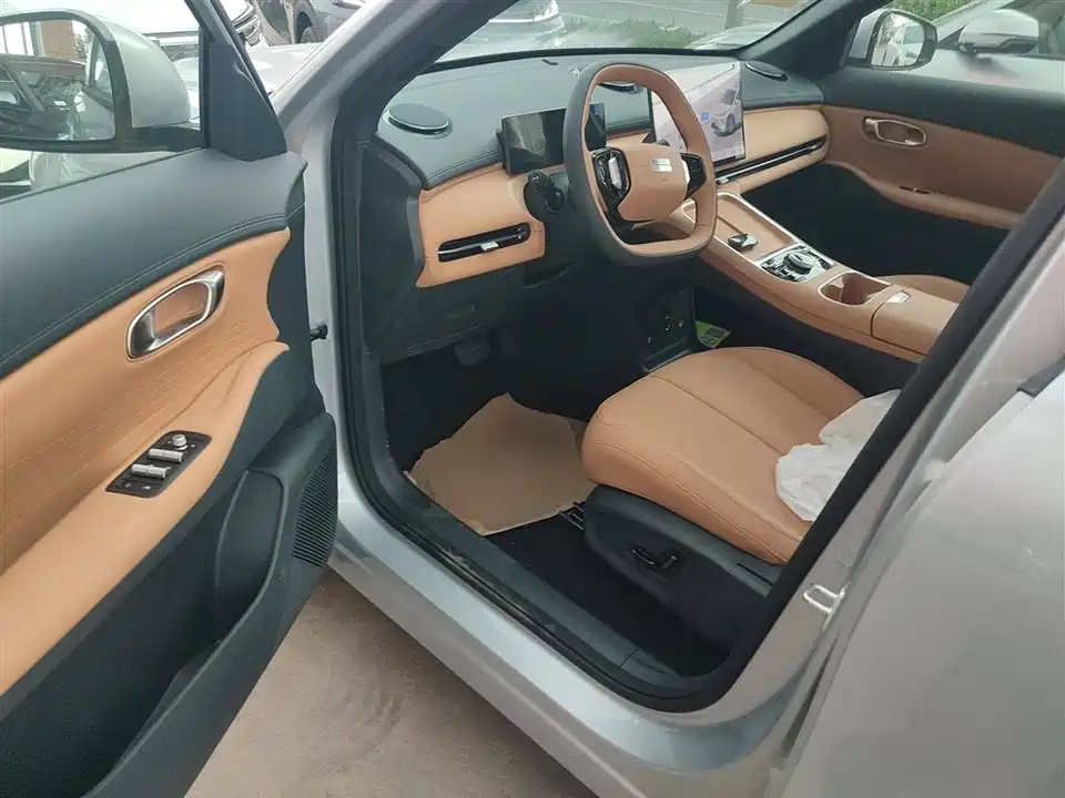 Geely Galaxy Galaxy Starship 7 EM-i