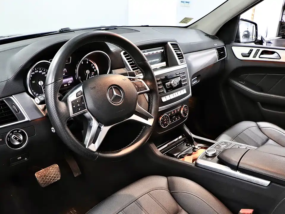 Mercedes-Benz GL grade