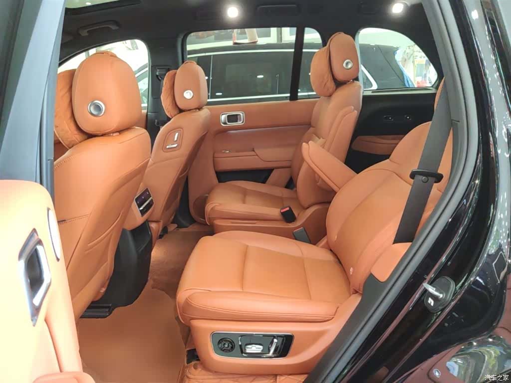 Li Auto L8, 2024 17