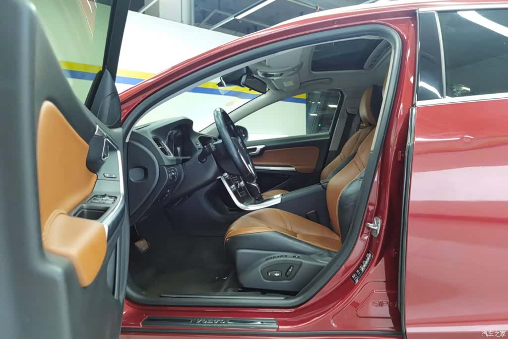 Volvo V60, 2015 9