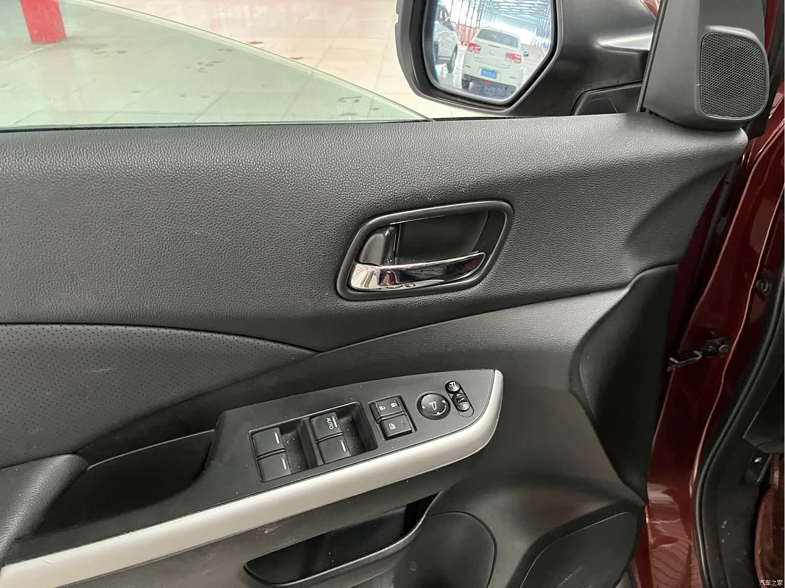 Honda CR-V, 2016 все фото