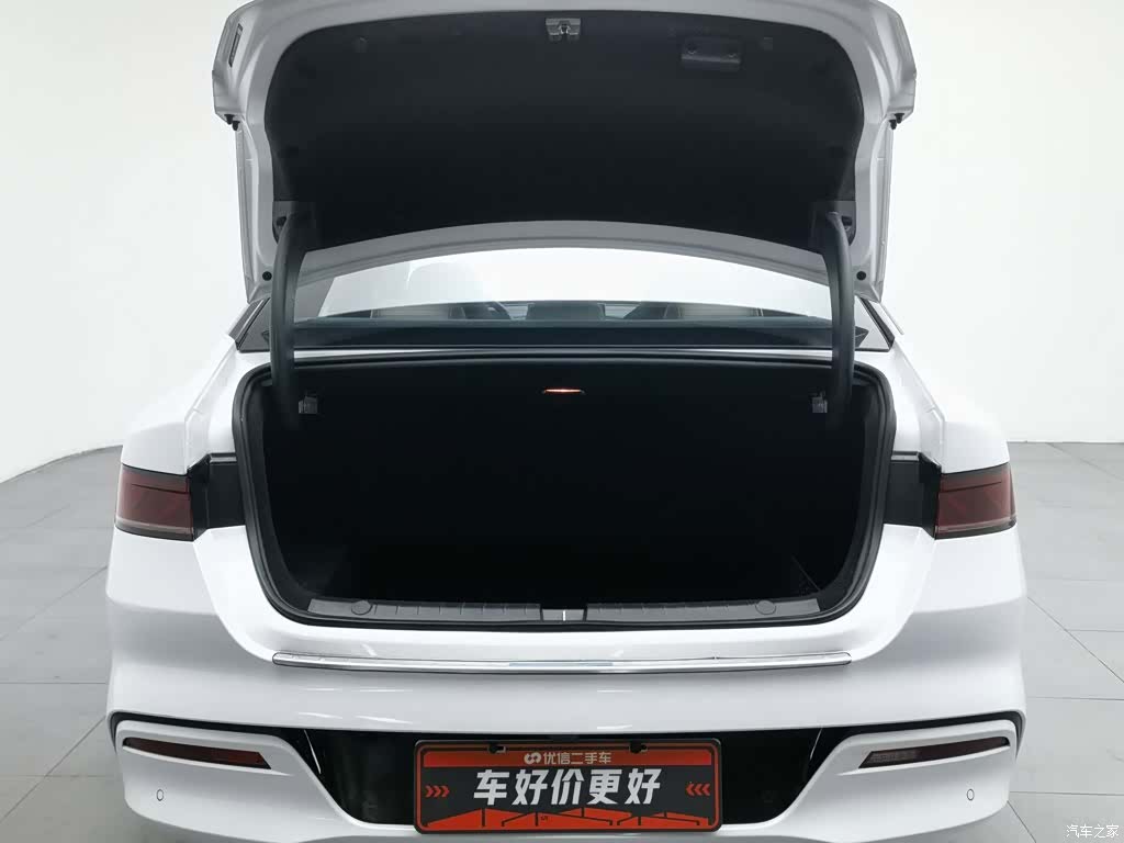 BYD Qin, 2023 16