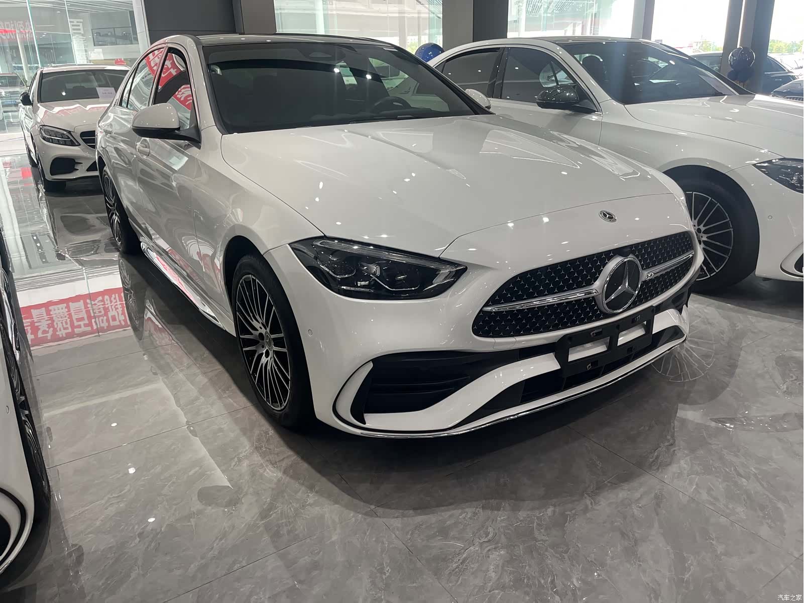 Mercedes-Benz C-Class, 2022 3