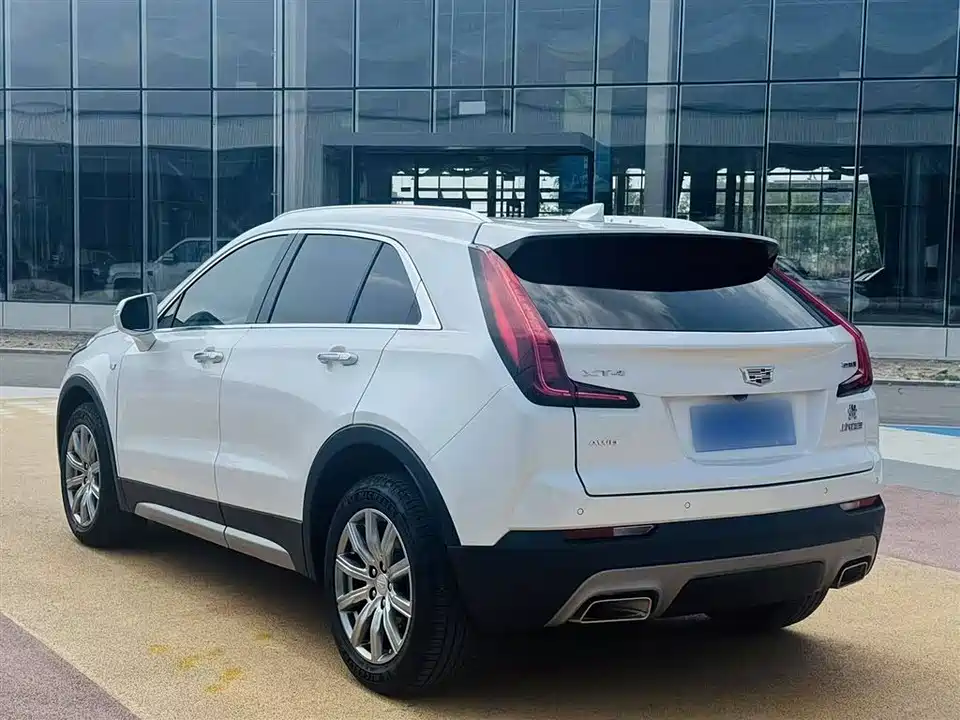 Cadillac XT4