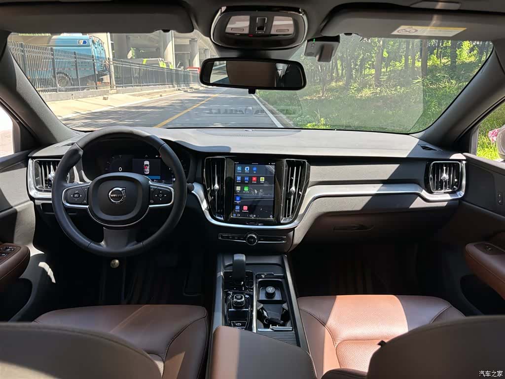 Volvo S60, 2022 7
