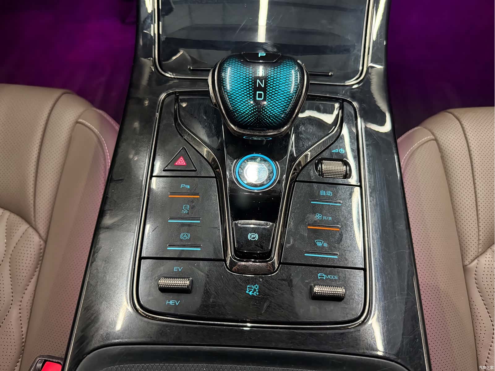 BYD Han, 2023 все фото