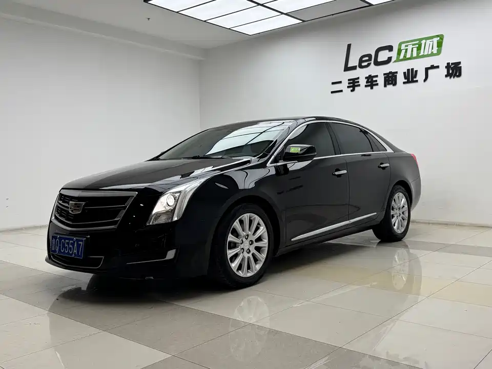 Cadillac XTS