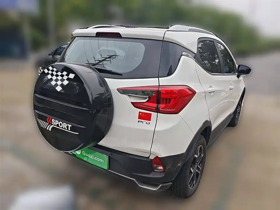 BYD Yuan Pro BYD Yuan Pro