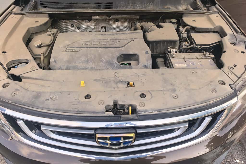 Geely X6, 2016 10