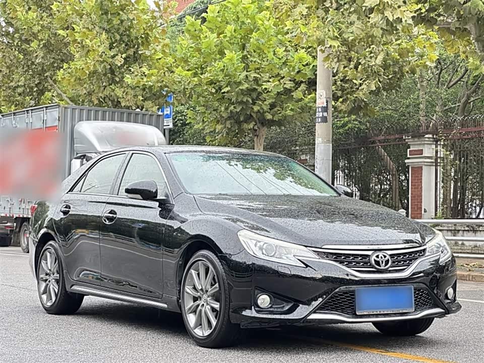 Toyota Reiz Toyota Reiz