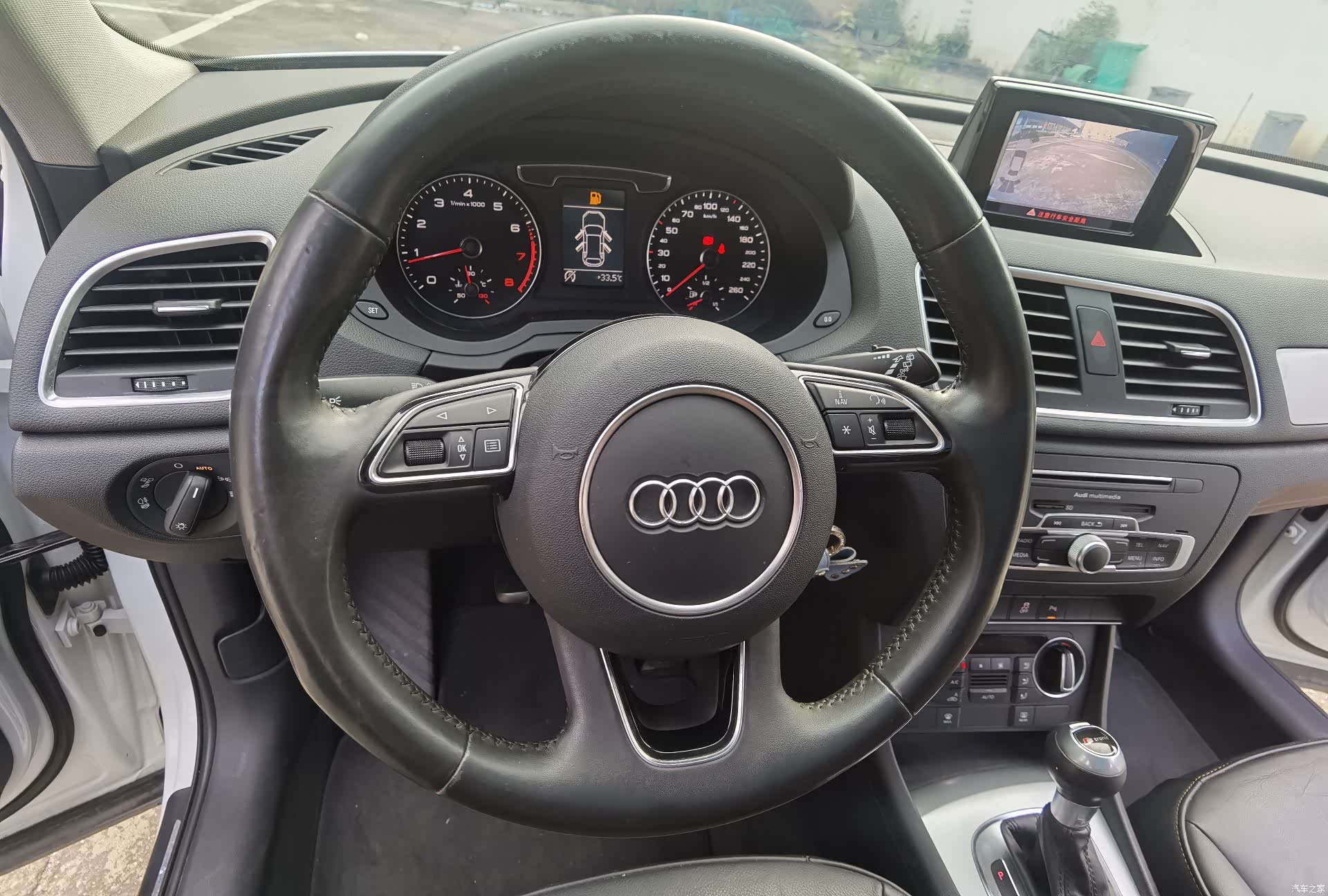 Audi Q3, 2018 9