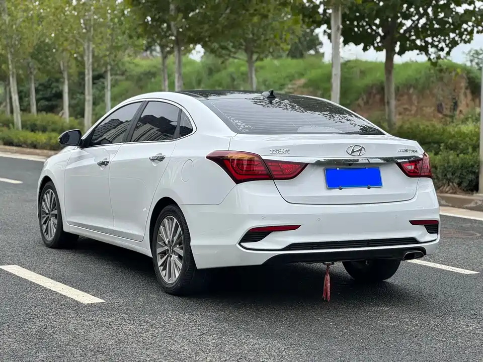 Hyundai Name picture