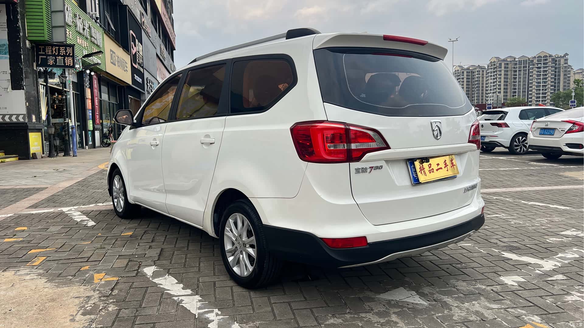 Wuling 730, 2017 все фото