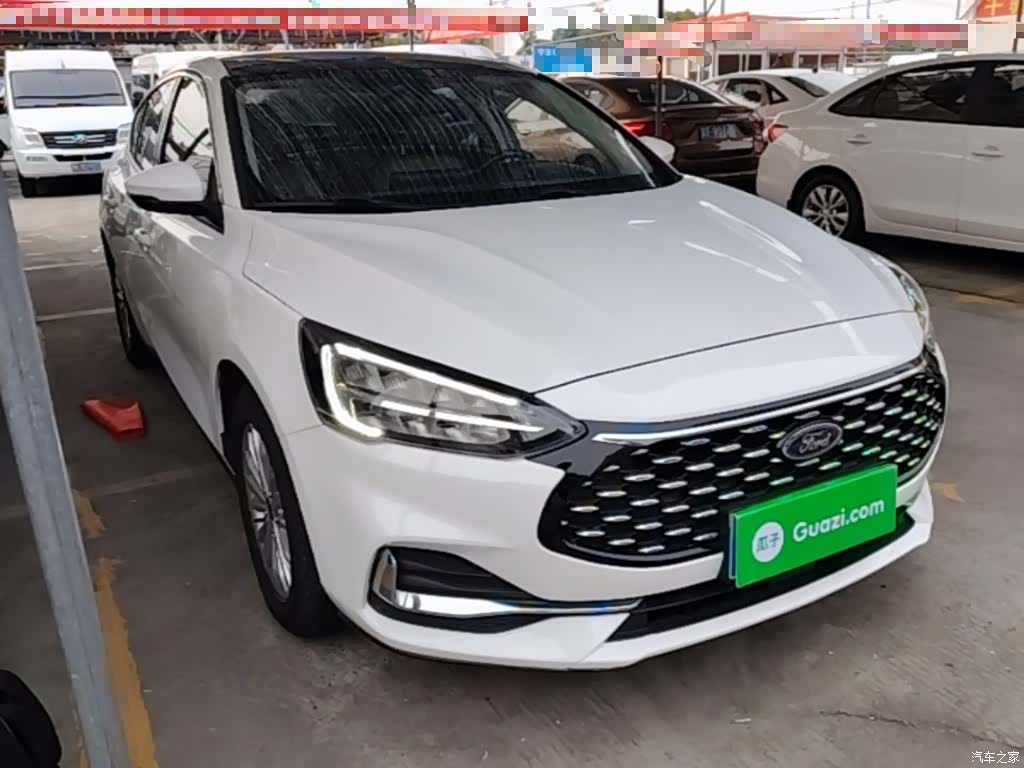 Ford Focus, 2021 4
