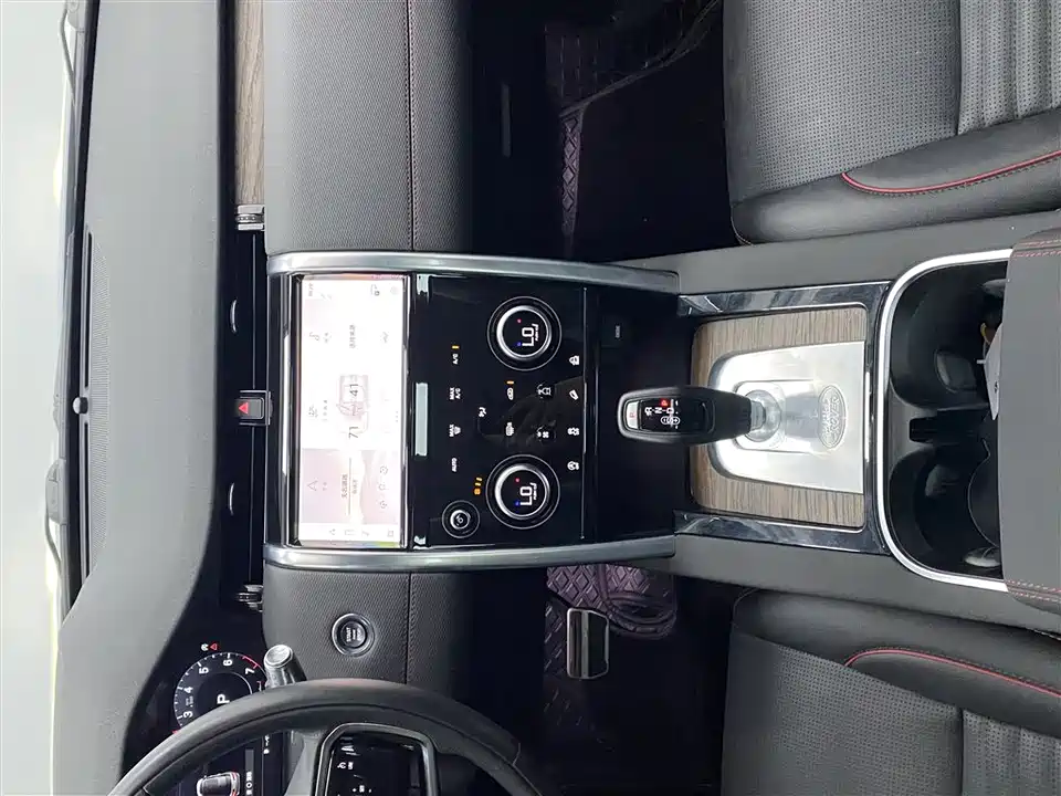 Land Rover Discover sports