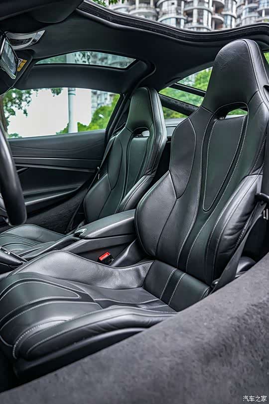 McLaren 720S, 2019 11