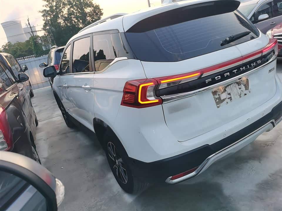 Forthing Popular T5 Forthing Popular T5