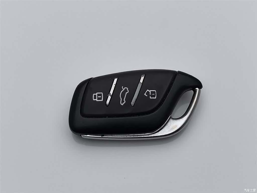 Roewe i5, 2025 19