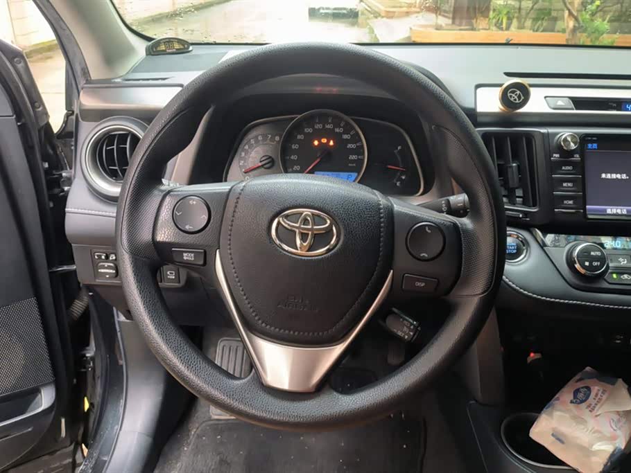 Toyota RAV4 Rongfang