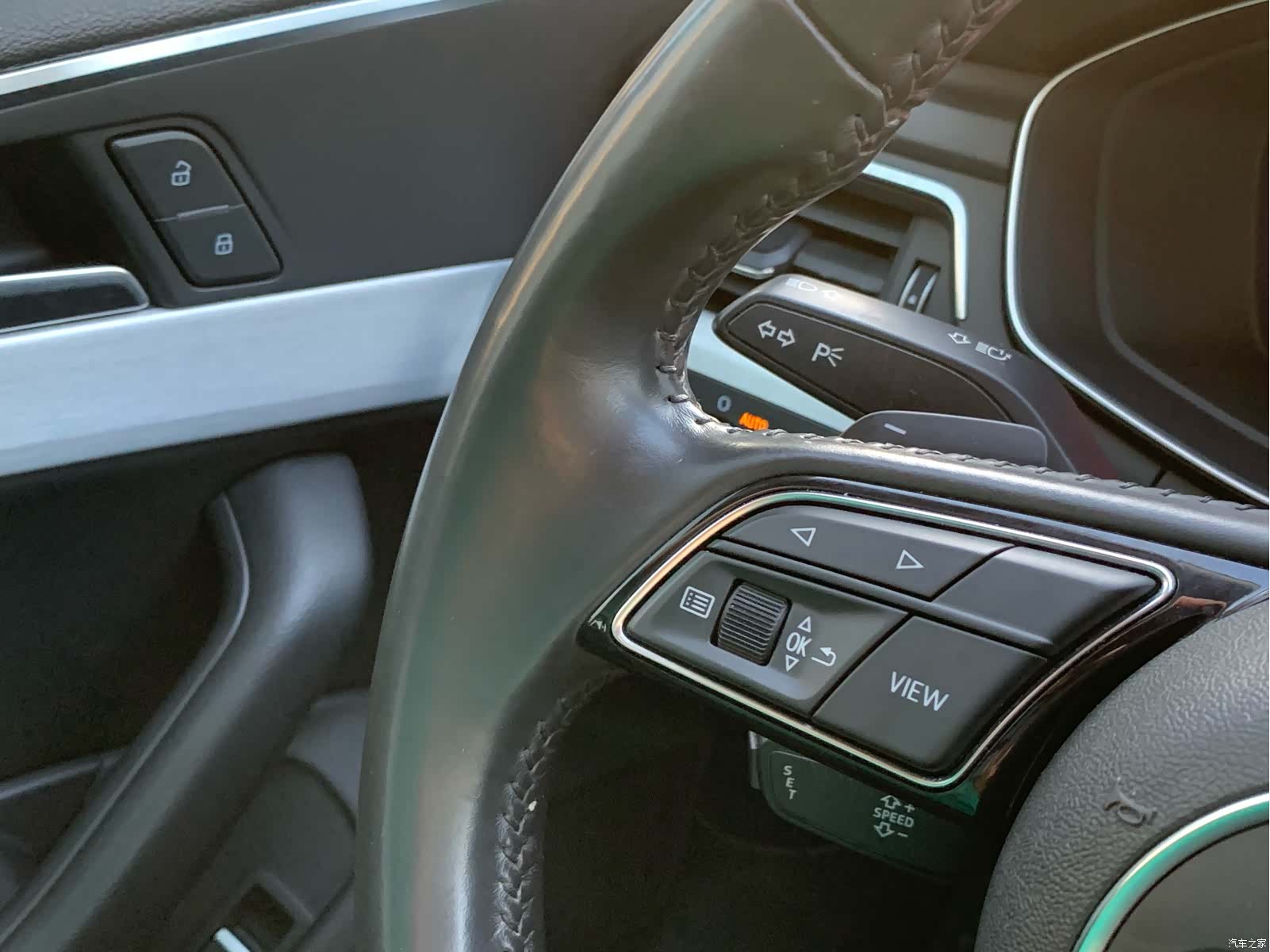 Audi A4L, 2020 25