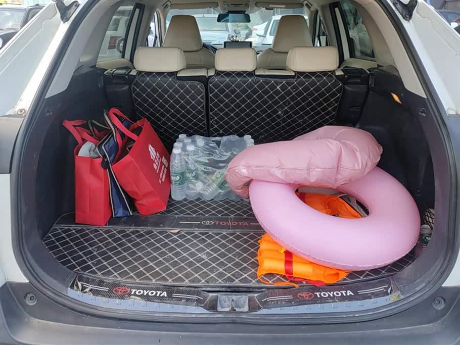 Toyota RAV4 Rongfang