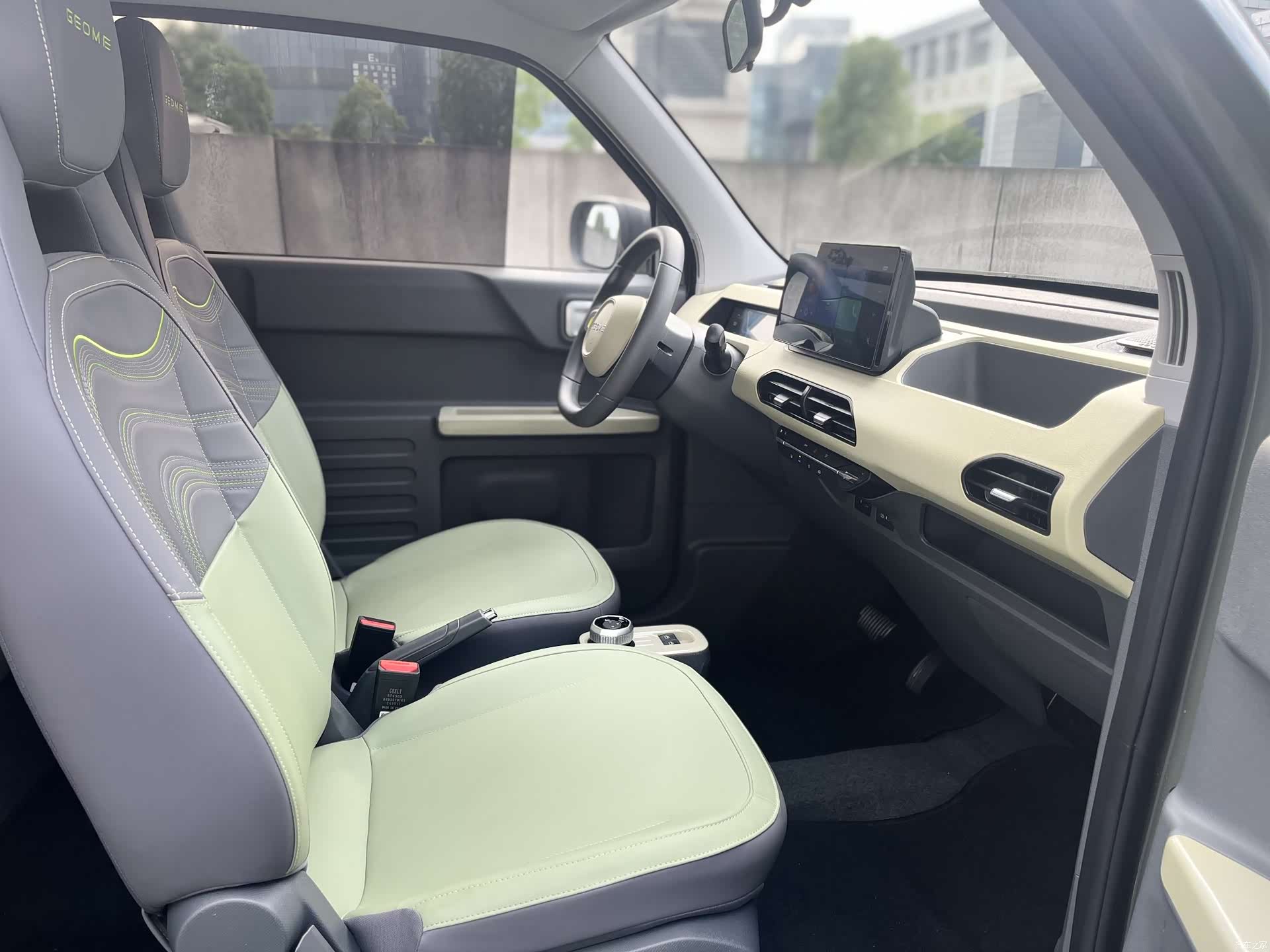 Geely Panda, 2024 7