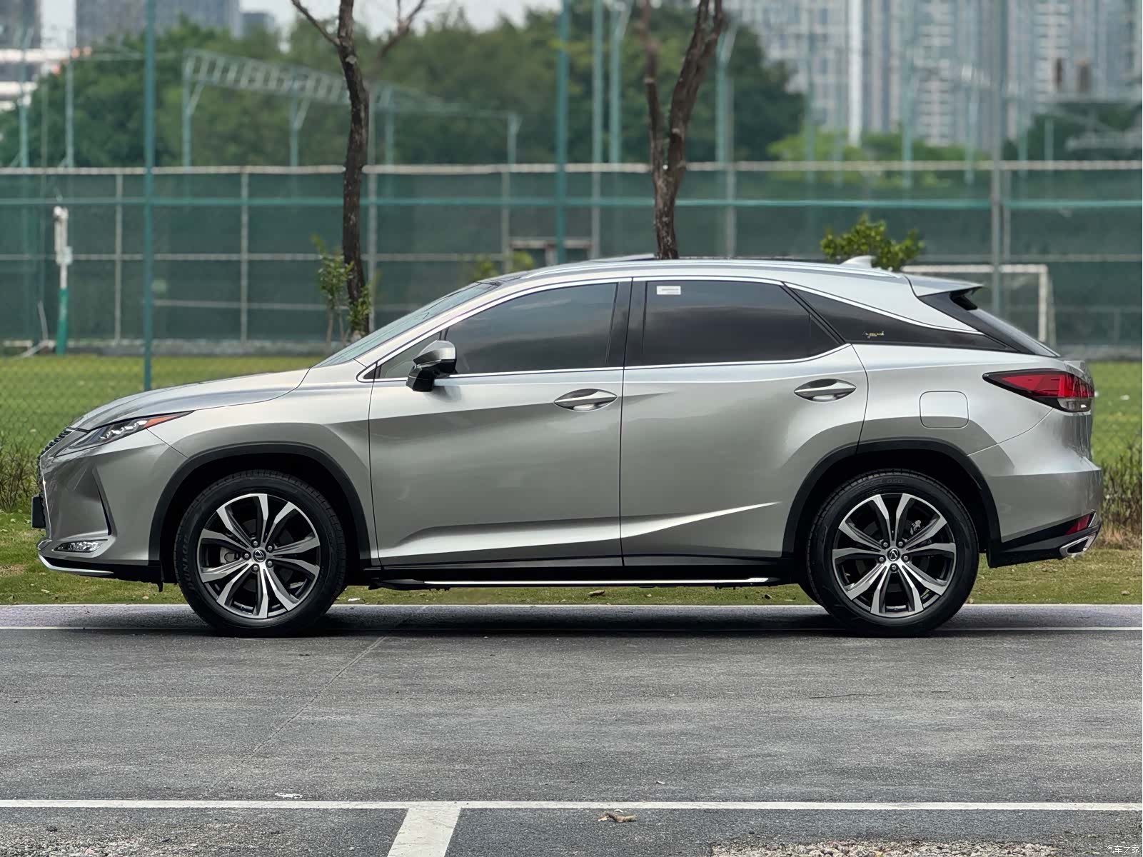 Lexus RX, 2020 3