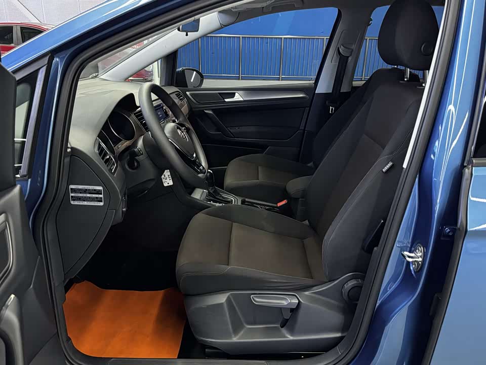 Volkswagen Golf*Jiayu Volkswagen Golf*Jiayu
