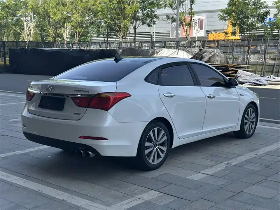 Hyundai Name picture