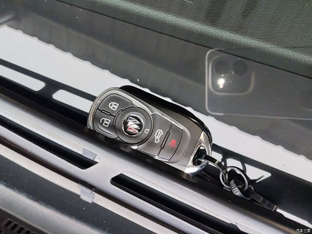 Buick GL8, 2023 9